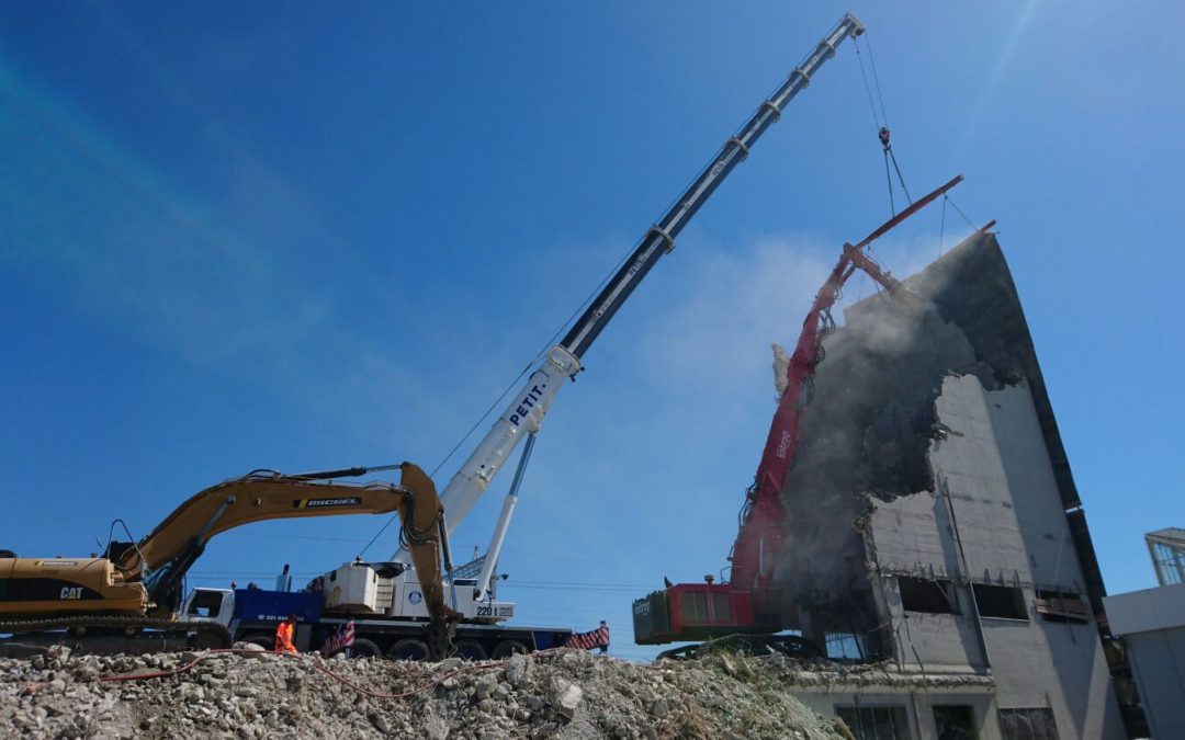 Démolition du « Silo Bleu » à Renens